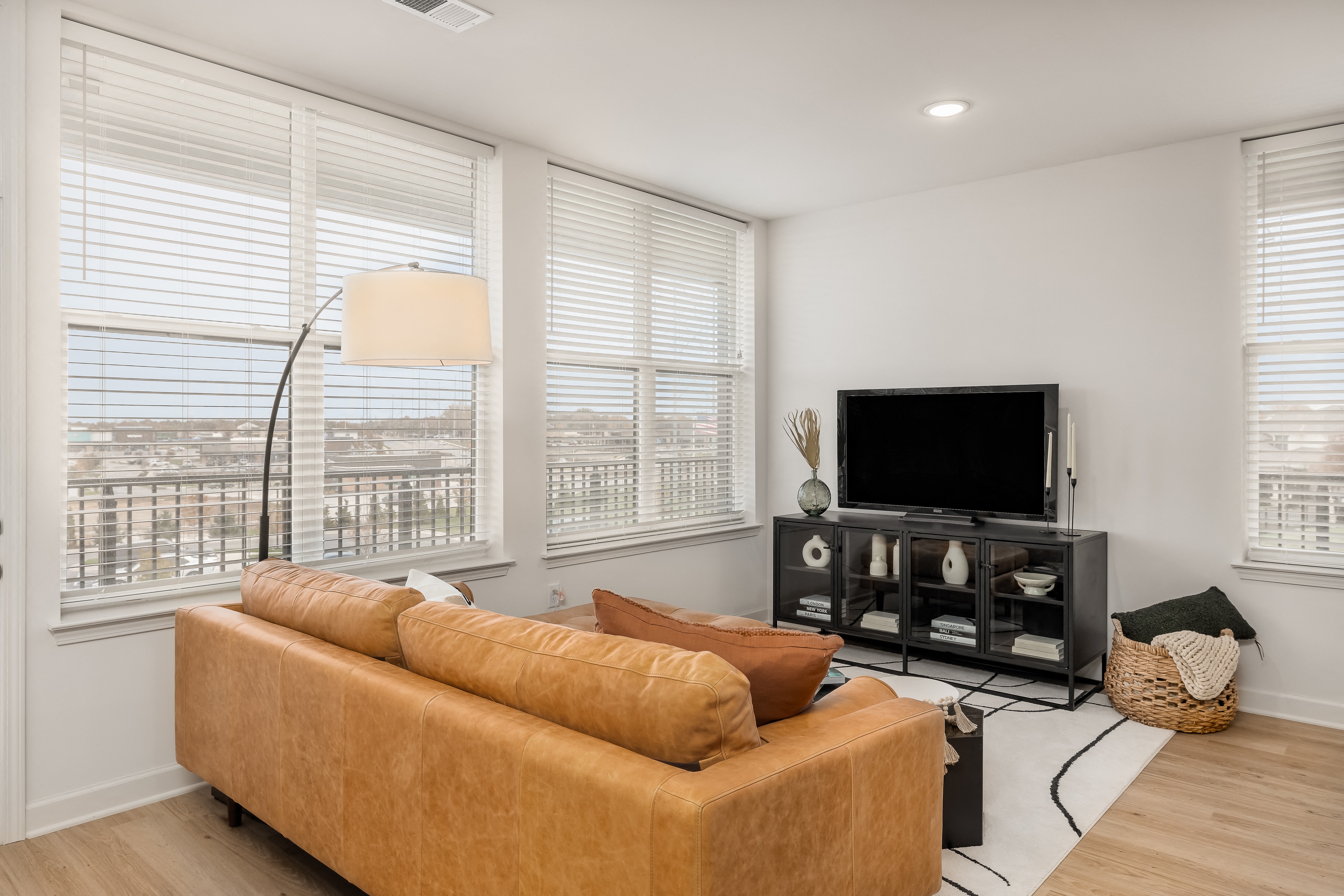 The Peak At Sonoma Apartments, 8900 Maurer Court, Lenexa, KS